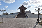 Саяси қуғын-сүргін құрбандарына арналған мемориалды ескерткіш, 1998 жыл